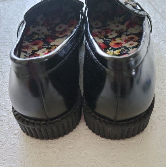 Rocket Dog Black Patent Leather Slip on Shoes Loafers Womens Size 8.5 - Picture 6 of 10